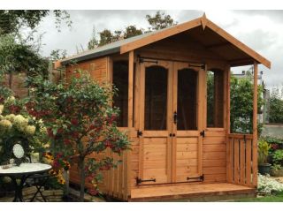 A 7' x 7' Regent including optional 2ft verandah 3x3 bearers